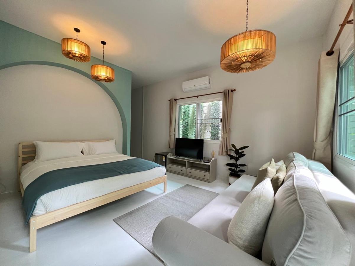 Отель Warm White Hua Hin House Экстерьер фото